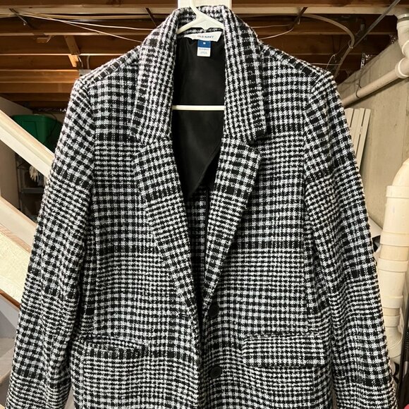 Old Navy Black & White Houndstooth Coat - Size Medium 🖤🤍 - Picture 1 of 3